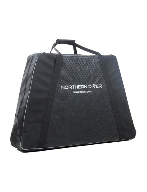 Bolsa de transporte del traje seco Cortex Red Tri-Laminate Northern Diver con función de alfombrilla de cambio